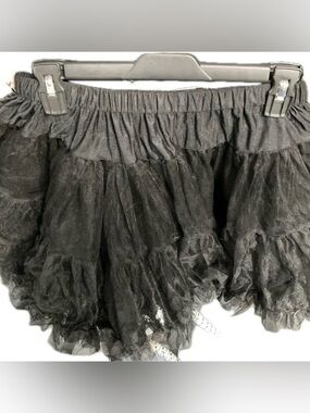 Petticoat with layers of tulle in Black